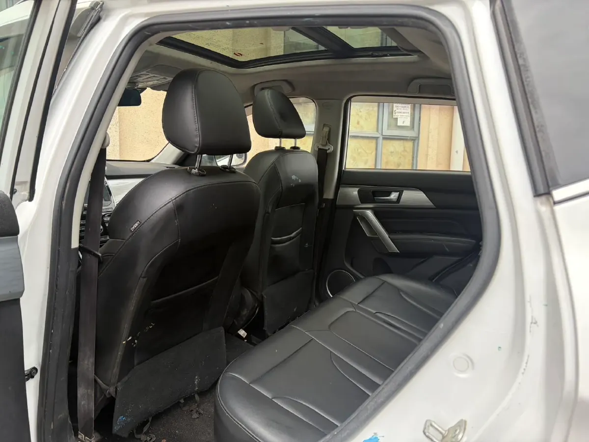 2017 Haval H2 1.5T 150HP L4 6MT,autocango,china used car exporter,china ev exporter,chinese used car exporter,chinese used ev exporter