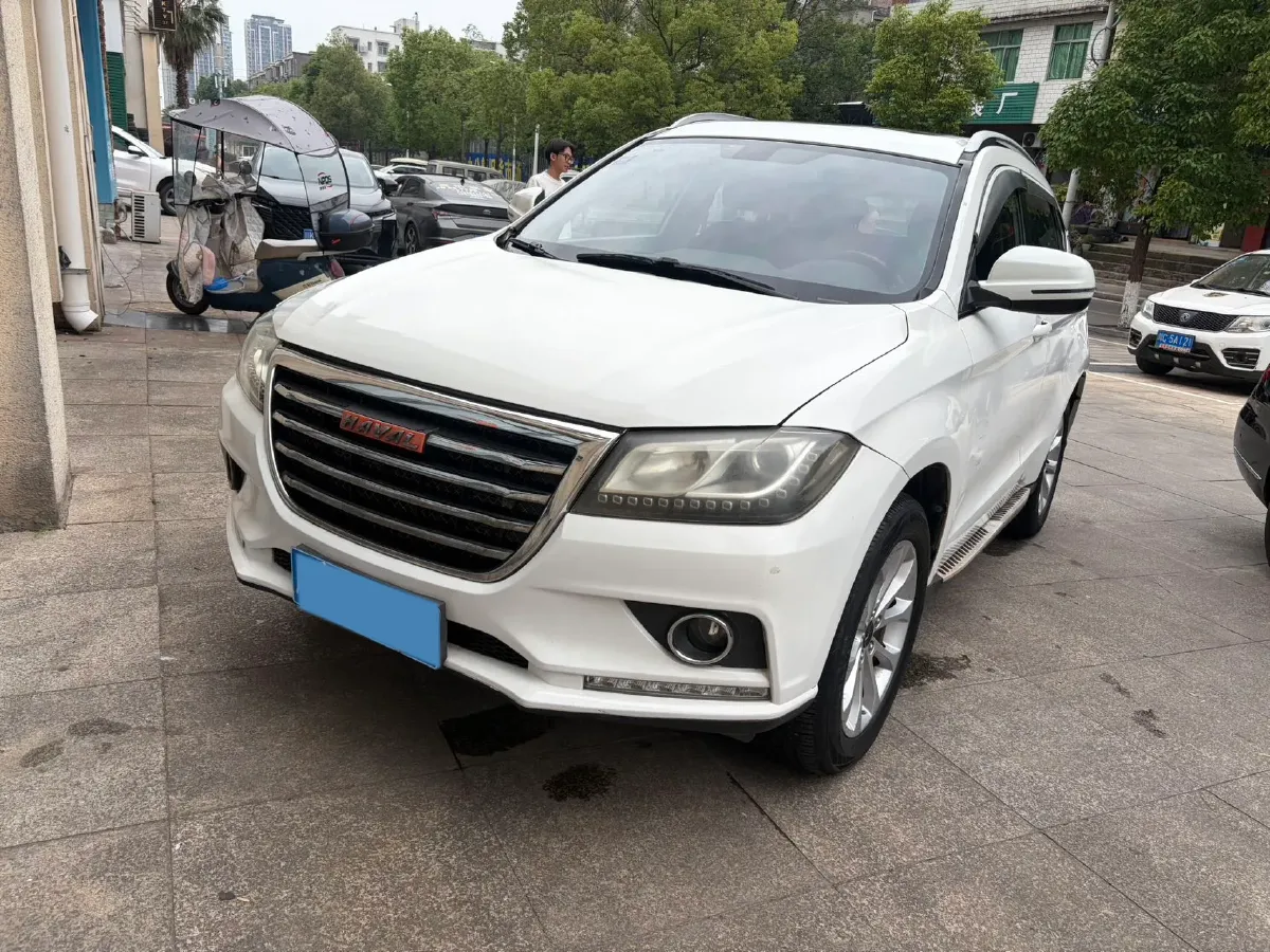2017 Haval H2 1.5T 150HP L4 6MT,autocango,china used car exporter,china ev exporter,chinese used car exporter,chinese used ev exporter