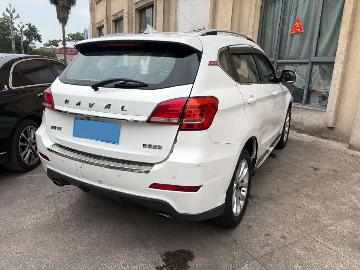 2017 Haval H2 1.5T 150HP L4 6MT,autocango,china used car exporter,china ev exporter,chinese used car exporter,chinese used ev exporter