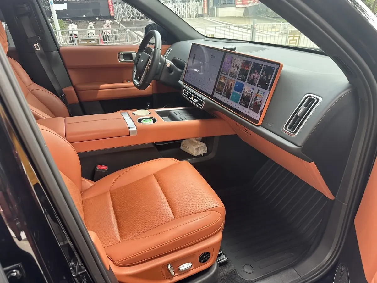 2024 Li L6 Range Extended 154HP L4 REEV 36.8KWH,autocango,china used car exporter,china ev exporter,chinese used car exporter,chinese used ev exporter