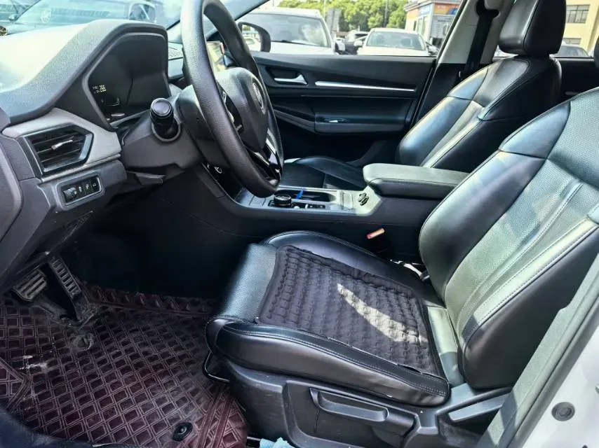 2021 Weltmeister E.5 BEV 49.92KWH,autocango,china used car exporter,china ev exporter,chinese used car exporter,chinese used ev exporter