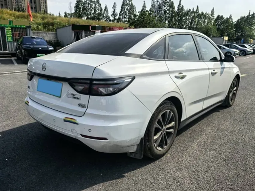 2021 Weltmeister E.5 BEV 49.92KWH,autocango,china used car exporter,china ev exporter,chinese used car exporter,chinese used ev exporter