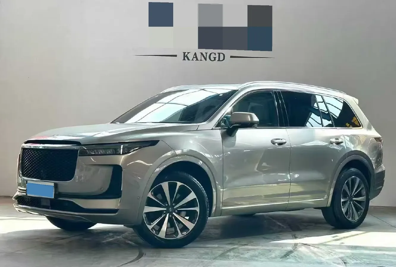 2020 Li ONE Range Extended 131HP REEV 40.5KWH,autocango,china used car exporter,china ev exporter,chinese used car exporter,chinese used ev exporter