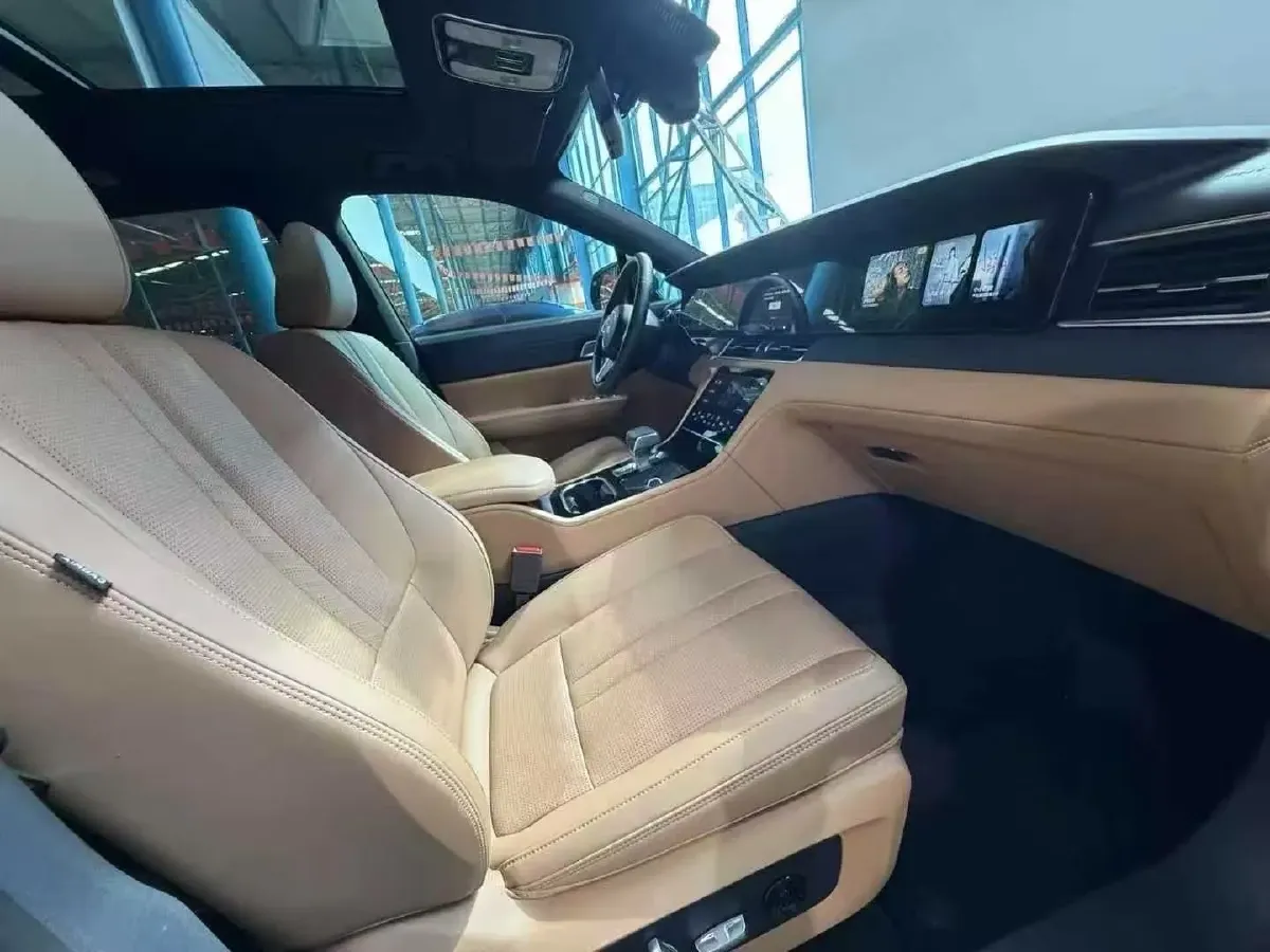 2020 Li ONE Range Extended 131HP REEV 40.5KWH,autocango,china used car exporter,china ev exporter,chinese used car exporter,chinese used ev exporter