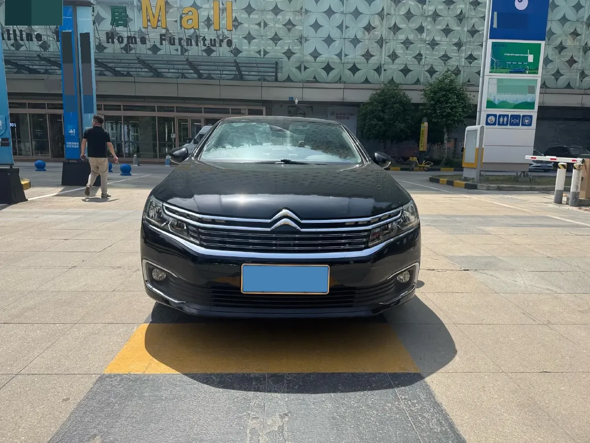 2018 Citroen C6 1.8T 204HP L4 6AT,autocango,china used car exporter,china ev exporter,chinese used car exporter,chinese used ev exporter