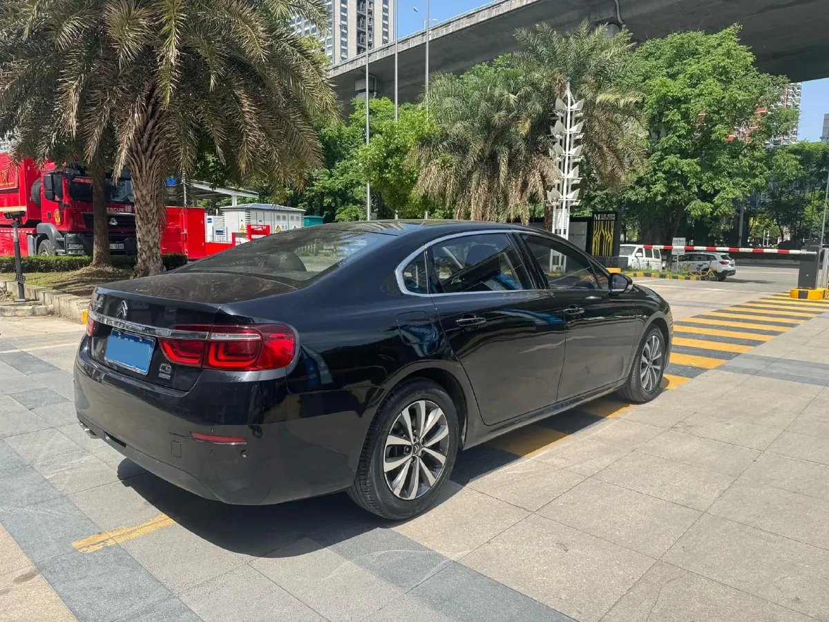 2018 Citroen C6 1.8T 204HP L4 6AT,autocango,china used car exporter,china ev exporter,chinese used car exporter,chinese used ev exporter