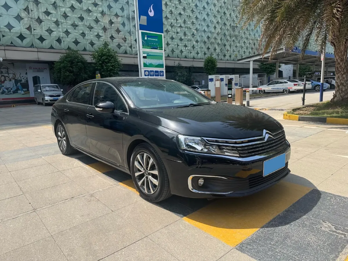 2018 Citroen C6 1.8T 204HP L4 6AT,autocango,china used car exporter,china ev exporter,chinese used car exporter,chinese used ev exporter