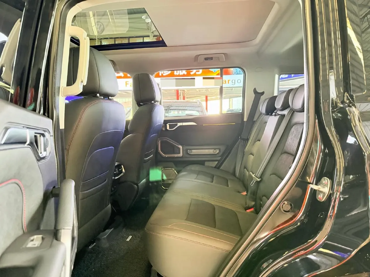 2025 Jetour Traveller 2.0T 254HP L4 7DCT,autocango,china used car exporter,china ev exporter,chinese used car exporter,chinese used ev exporter