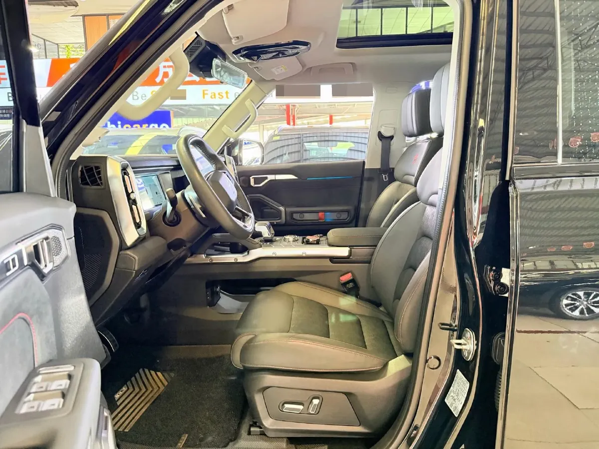 2025 Jetour Traveller 2.0T 254HP L4 7DCT,autocango,china used car exporter,china ev exporter,chinese used car exporter,chinese used ev exporter