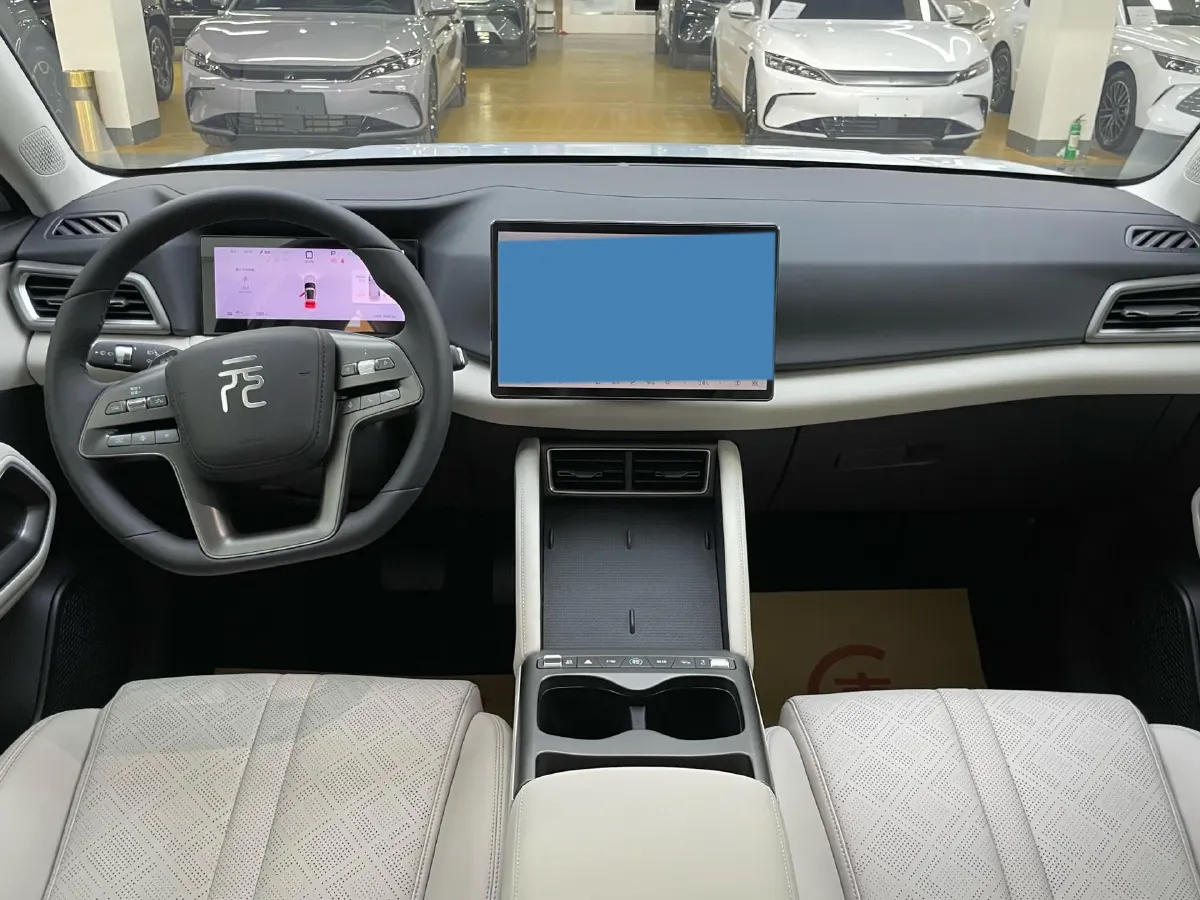 2025 BYD YuanUP BEV 45.12KWH,autocango,china used car exporter,china ev exporter,chinese used car exporter,chinese used ev exporter