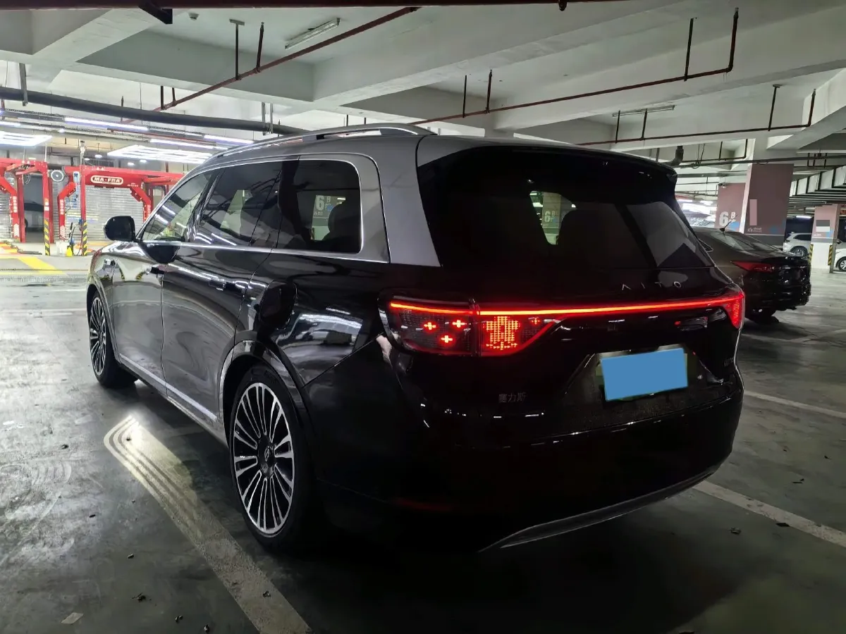 2024 AITO AITO M9 1.5T 152HP L4 REEV 42KWH,autocango,china used car exporter,china ev exporter,chinese used car exporter,chinese used ev exporter