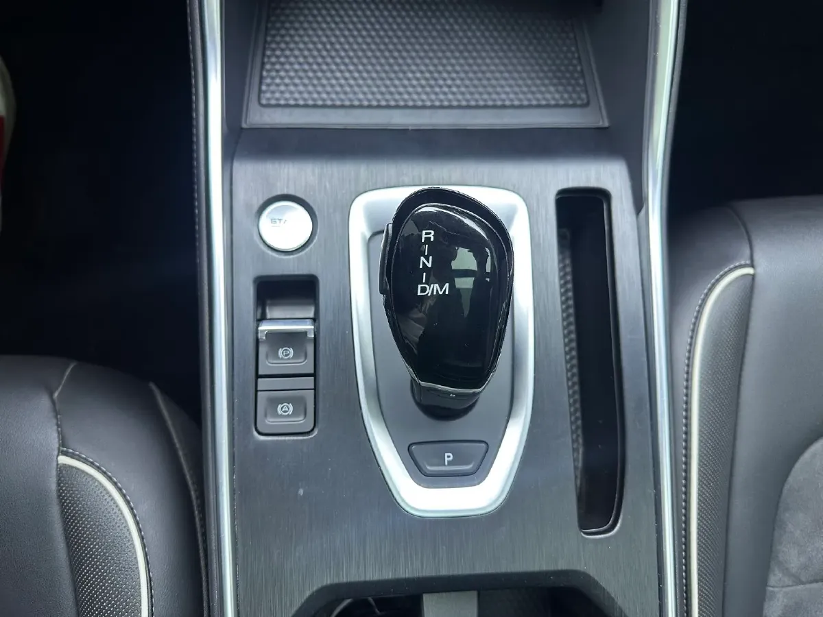 2021 Haval H6 1.5T 150HP L4 7DCT,autocango,china used car exporter,china ev exporter,chinese used car exporter,chinese used ev exporter