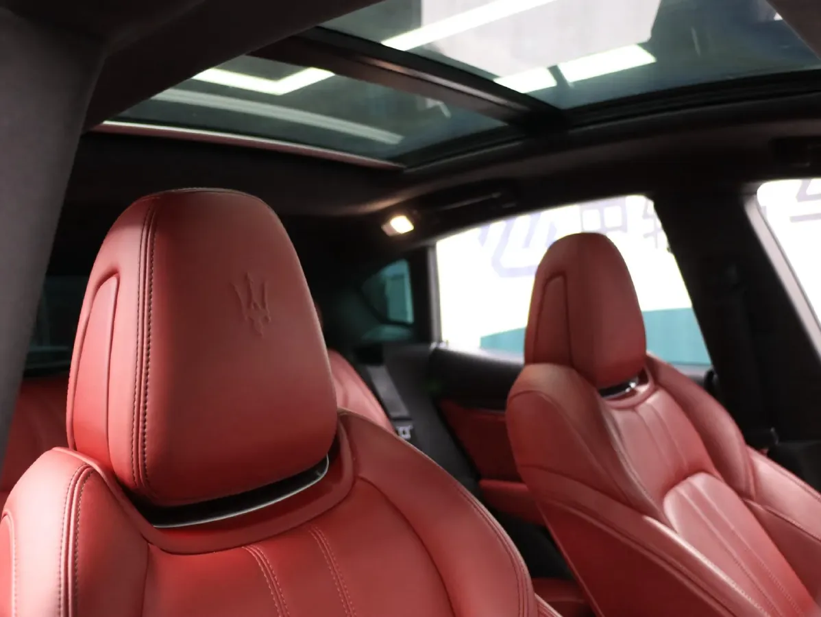 2022 Maserati Levante 3.0T 350HP V6 8AT,autocango,china used car exporter,china ev exporter,chinese used car exporter,chinese used ev exporter