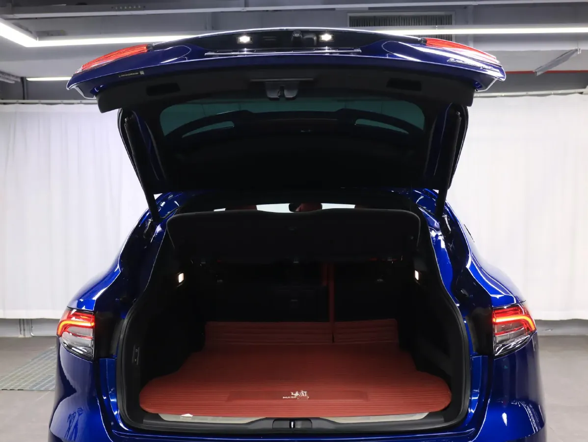 2022 Maserati Levante 3.0T 350HP V6 8AT,autocango,china used car exporter,china ev exporter,chinese used car exporter,chinese used ev exporter