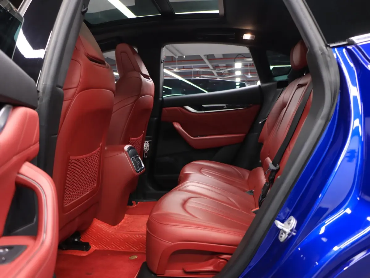 2022 Maserati Levante 3.0T 350HP V6 8AT,autocango,china used car exporter,china ev exporter,chinese used car exporter,chinese used ev exporter