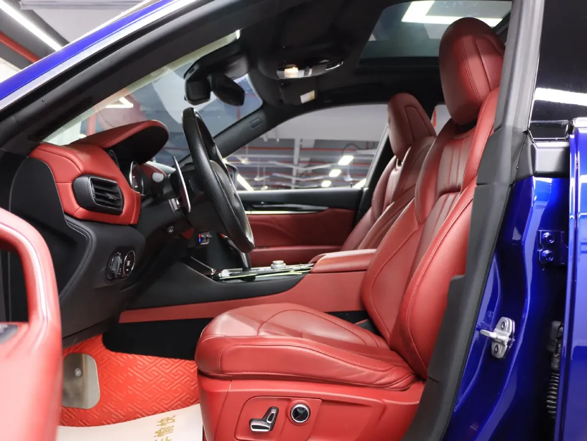 2022 Maserati Levante 3.0T 350HP V6 8AT,autocango,china used car exporter,china ev exporter,chinese used car exporter,chinese used ev exporter
