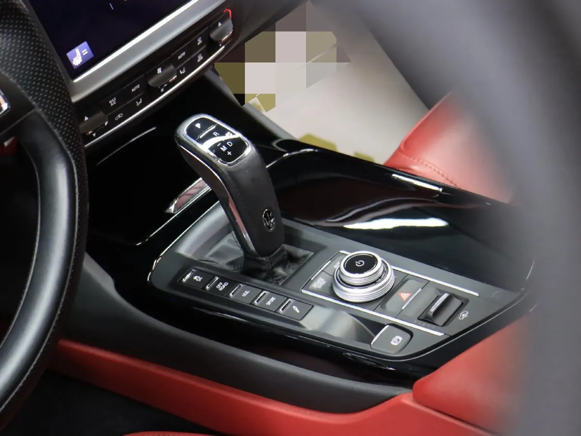 2022 Maserati Levante 3.0T 350HP V6 8AT,autocango,china used car exporter,china ev exporter,chinese used car exporter,chinese used ev exporter