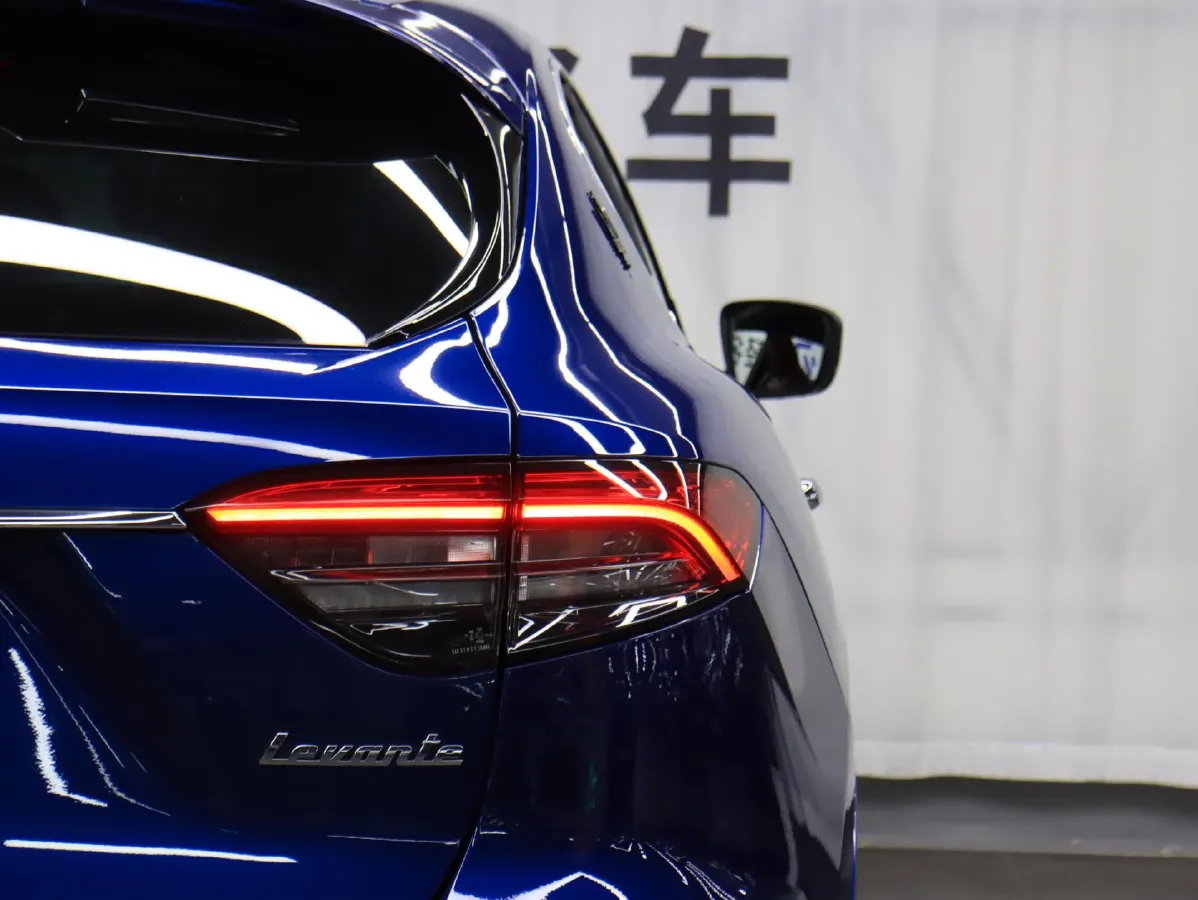 2022 Maserati Levante 3.0T 350HP V6 8AT,autocango,china used car exporter,china ev exporter,chinese used car exporter,chinese used ev exporter