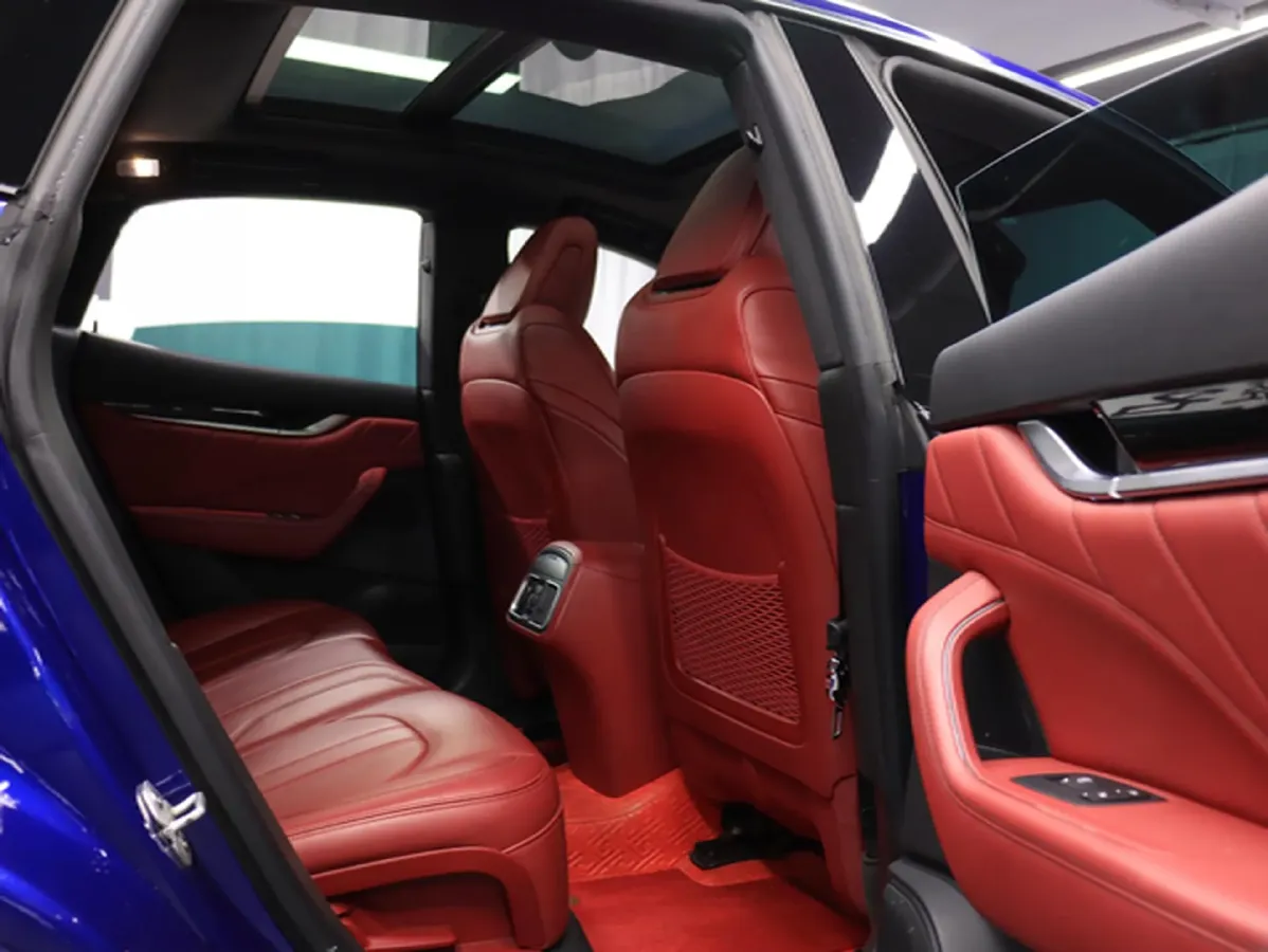2022 Maserati Levante 3.0T 350HP V6 8AT,autocango,china used car exporter,china ev exporter,chinese used car exporter,chinese used ev exporter