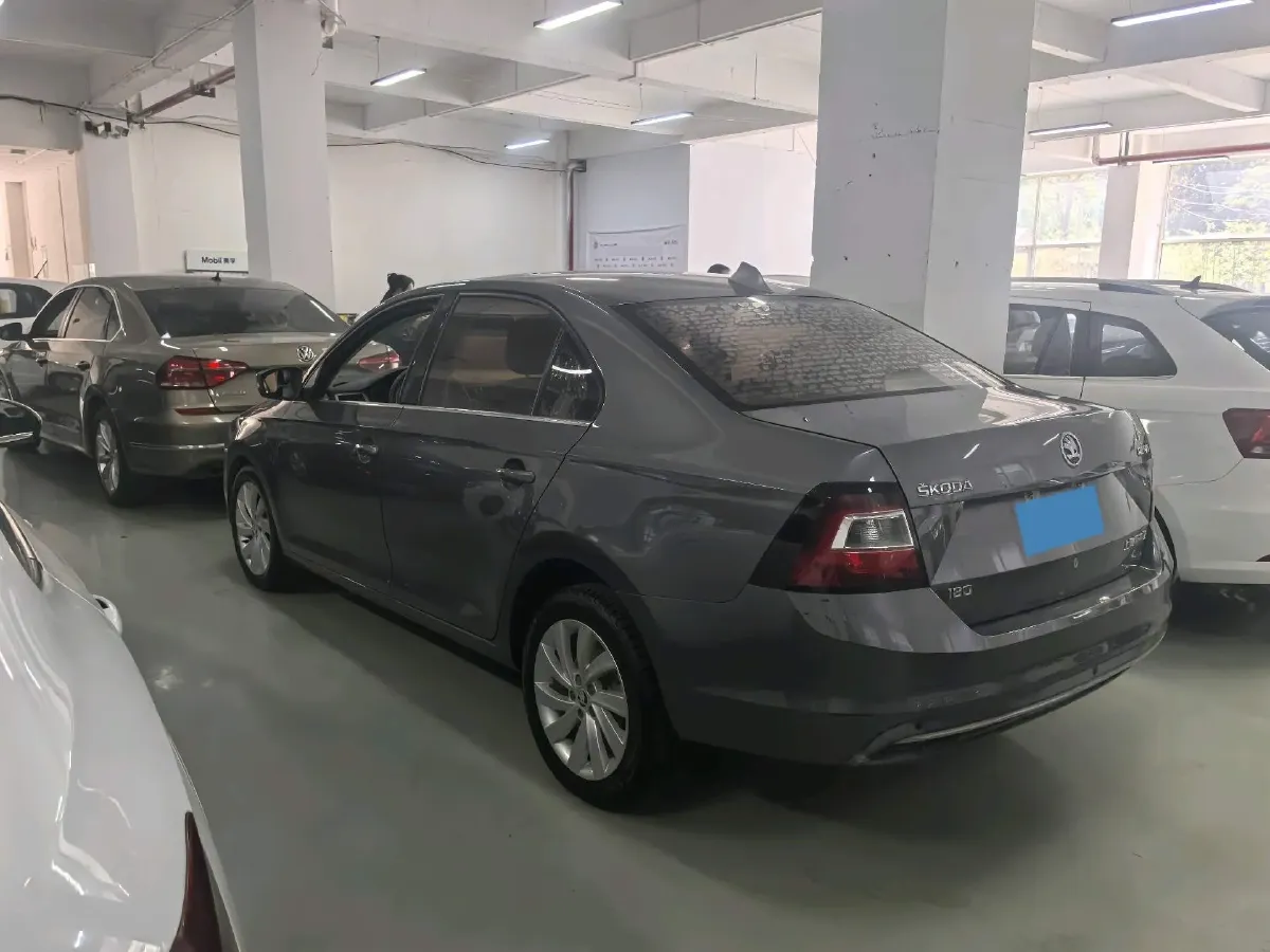 2019 Skoda Rapid Spaceback 1.5L 110HP L4 6AT,autocango,china used car exporter,china ev exporter,chinese used car exporter,chinese used ev exporter