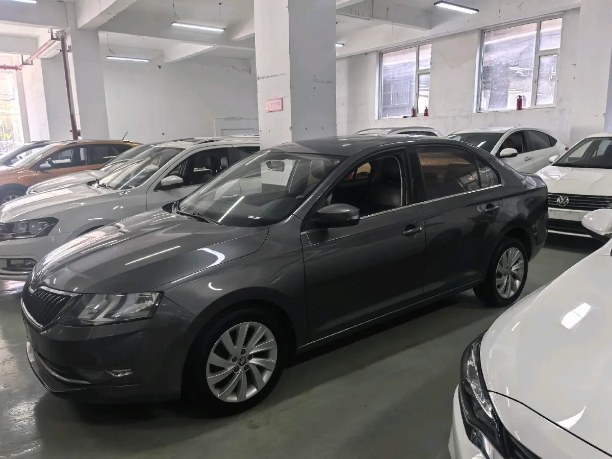 2019 Skoda Rapid Spaceback 1.5L 110HP L4 6AT,autocango,china used car exporter,china ev exporter,chinese used car exporter,chinese used ev exporter