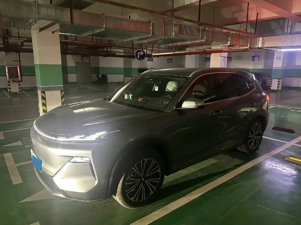 2025 Geely Galaxy Starship 7 1.5L 112HP L4 1DHT PHEV 19.09KWH,autocango,china used car exporter,china ev exporter,chinese used car exporter,chinese used ev exporter