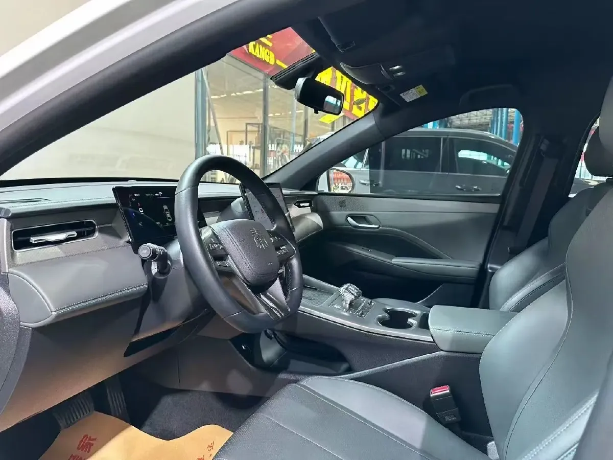 2025 BYD Qin Plus 1.5L 101HP L4 E-CVT PHEV 7.68KWH,autocango,china used car exporter,china ev exporter,chinese used car exporter,chinese used ev exporter