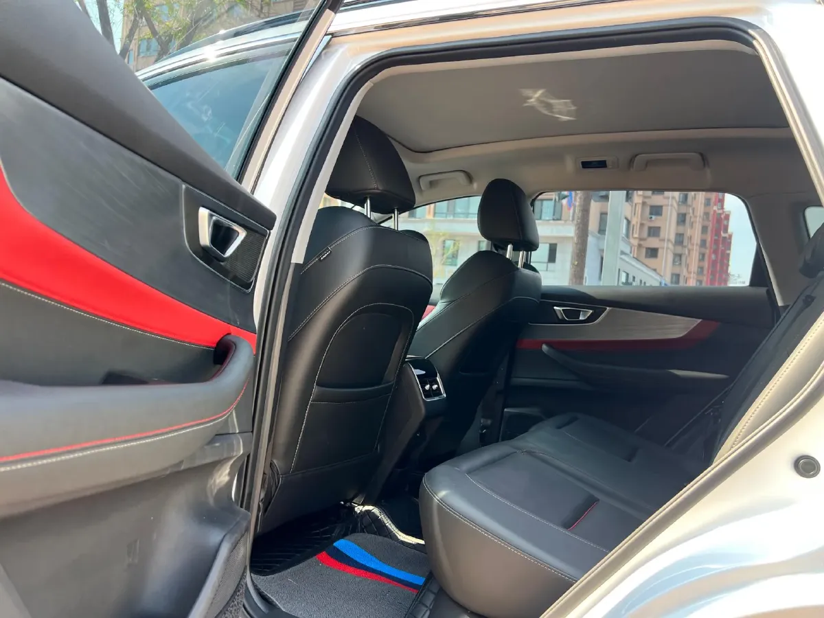 2022 Chery Tiggo 7 1.5T 156HP L4 CVT,autocango,china used car exporter,china ev exporter,chinese used car exporter,chinese used ev exporter