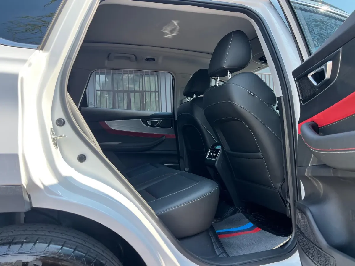 2022 Chery Tiggo 7 1.5T 156HP L4 CVT,autocango,china used car exporter,china ev exporter,chinese used car exporter,chinese used ev exporter