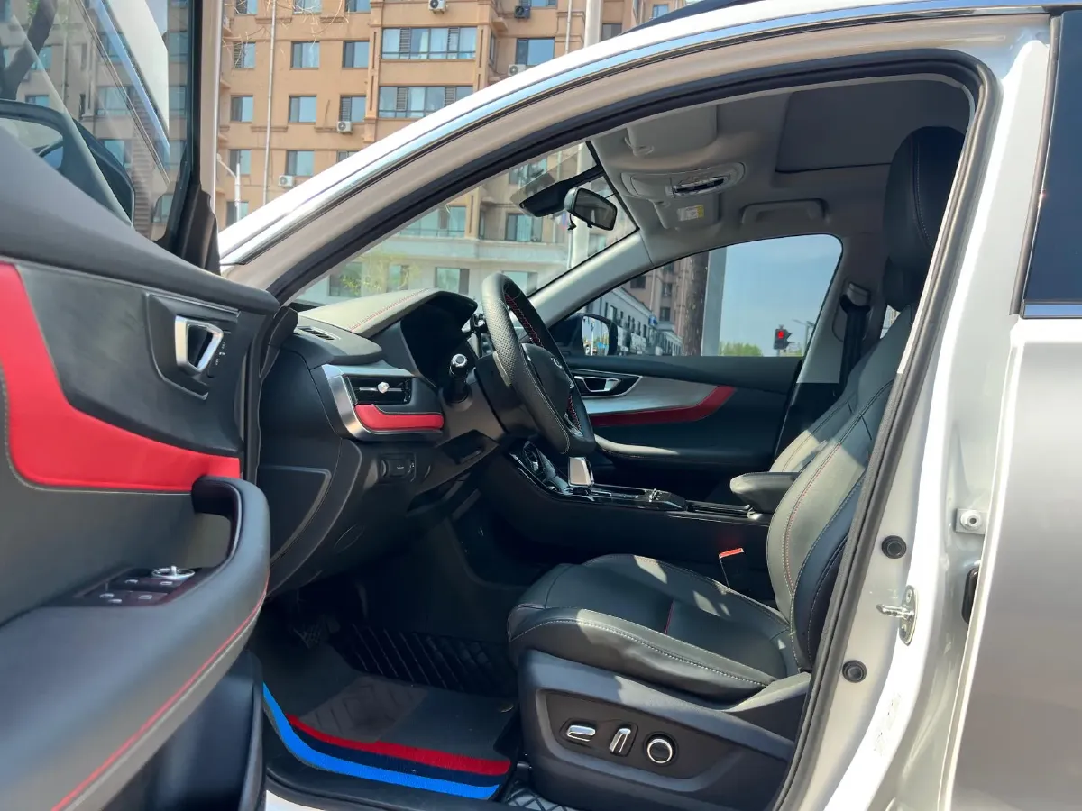 2022 Chery Tiggo 7 1.5T 156HP L4 CVT,autocango,china used car exporter,china ev exporter,chinese used car exporter,chinese used ev exporter