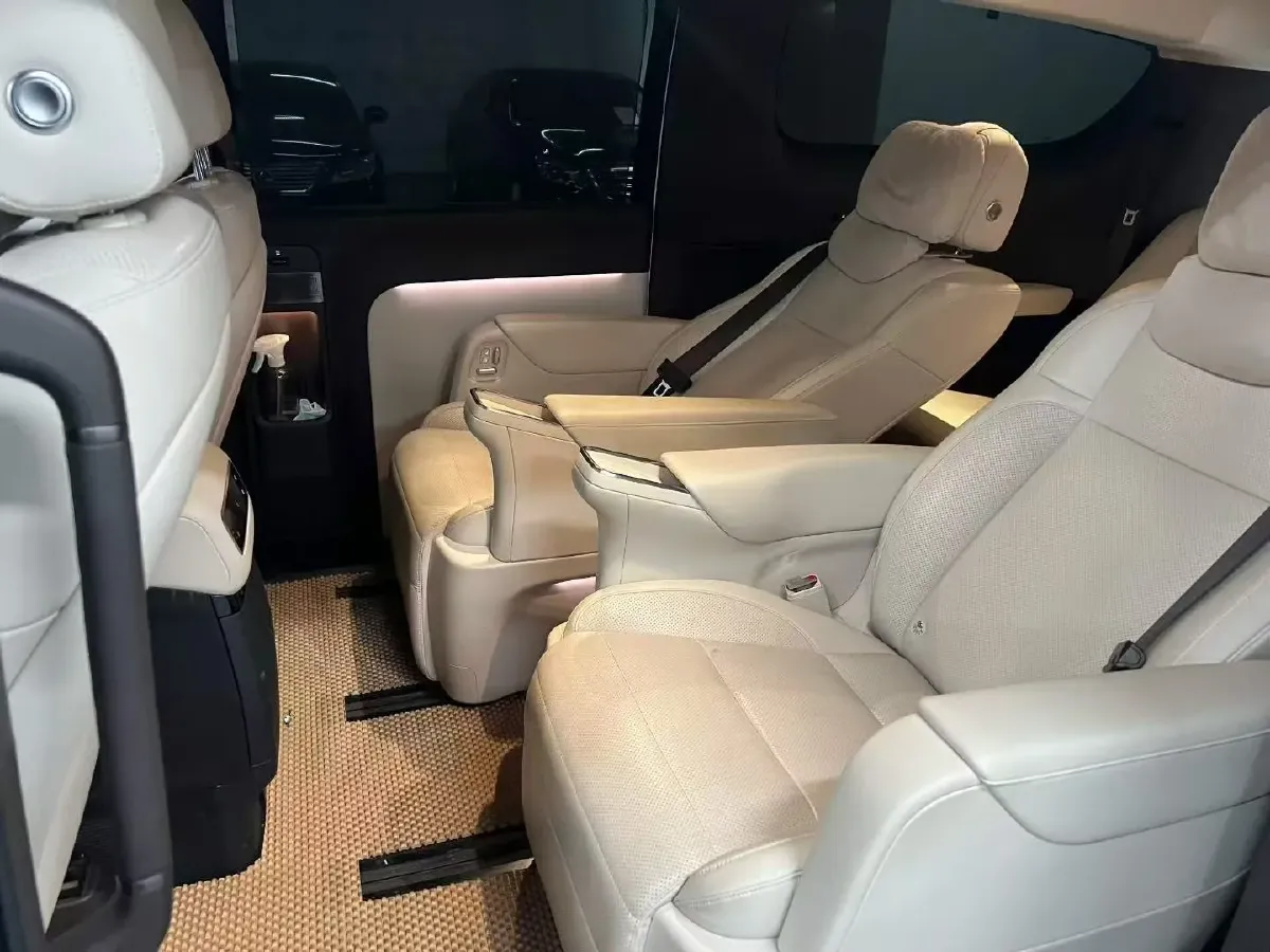 2024 Li MEGA BEV 102.7KWH,autocango,china used car exporter,china ev exporter,chinese used car exporter,chinese used ev exporter