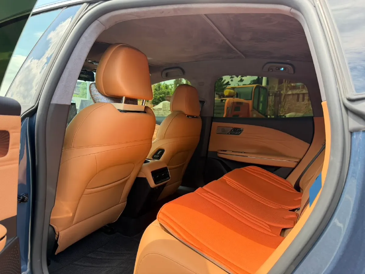 2025 Geely Galaxy Starshine 8 1.5L 112HP L4 1DHT PHEV,autocango,china used car exporter,china ev exporter,chinese used car exporter,chinese used ev exporter