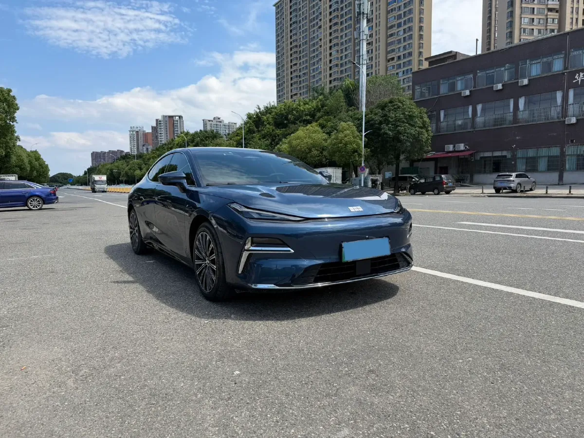 2025 Geely Galaxy Starshine 8 1.5L 112HP L4 1DHT PHEV,autocango,china used car exporter,china ev exporter,chinese used car exporter,chinese used ev exporter