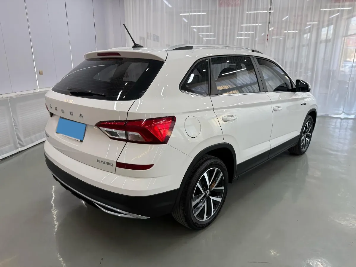 2021 Skoda Kamiq 1.5L 112HP L4 6AT,autocango,china used car exporter,china ev exporter,chinese used car exporter,chinese used ev exporter