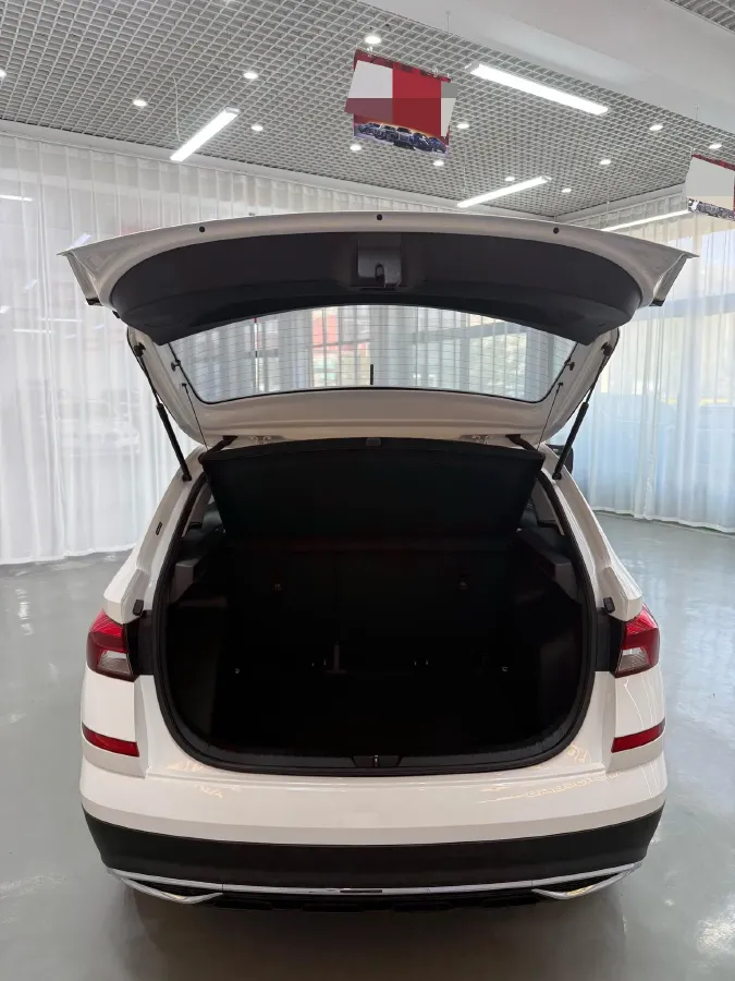 2021 Skoda Kamiq 1.5L 112HP L4 6AT,autocango,china used car exporter,china ev exporter,chinese used car exporter,chinese used ev exporter