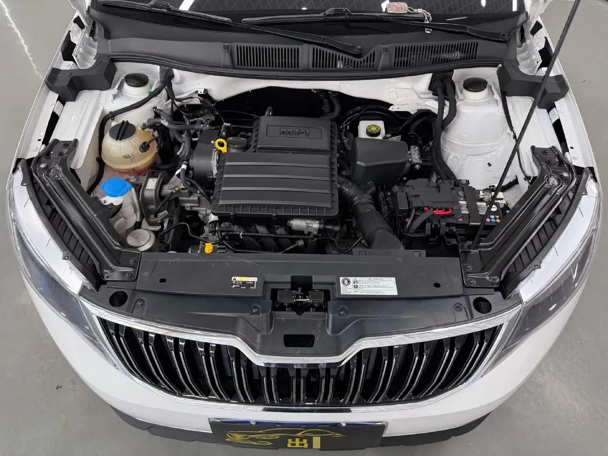 2021 Skoda Kamiq 1.5L 112HP L4 6AT,autocango,china used car exporter,china ev exporter,chinese used car exporter,chinese used ev exporter
