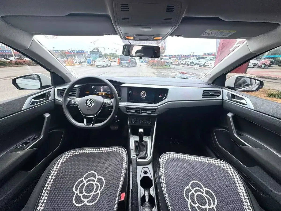 2023 Volkswagen Polo 1.5L 110HP L4 6AT,autocango,china used car exporter,china ev exporter,chinese used car exporter,chinese used ev exporter