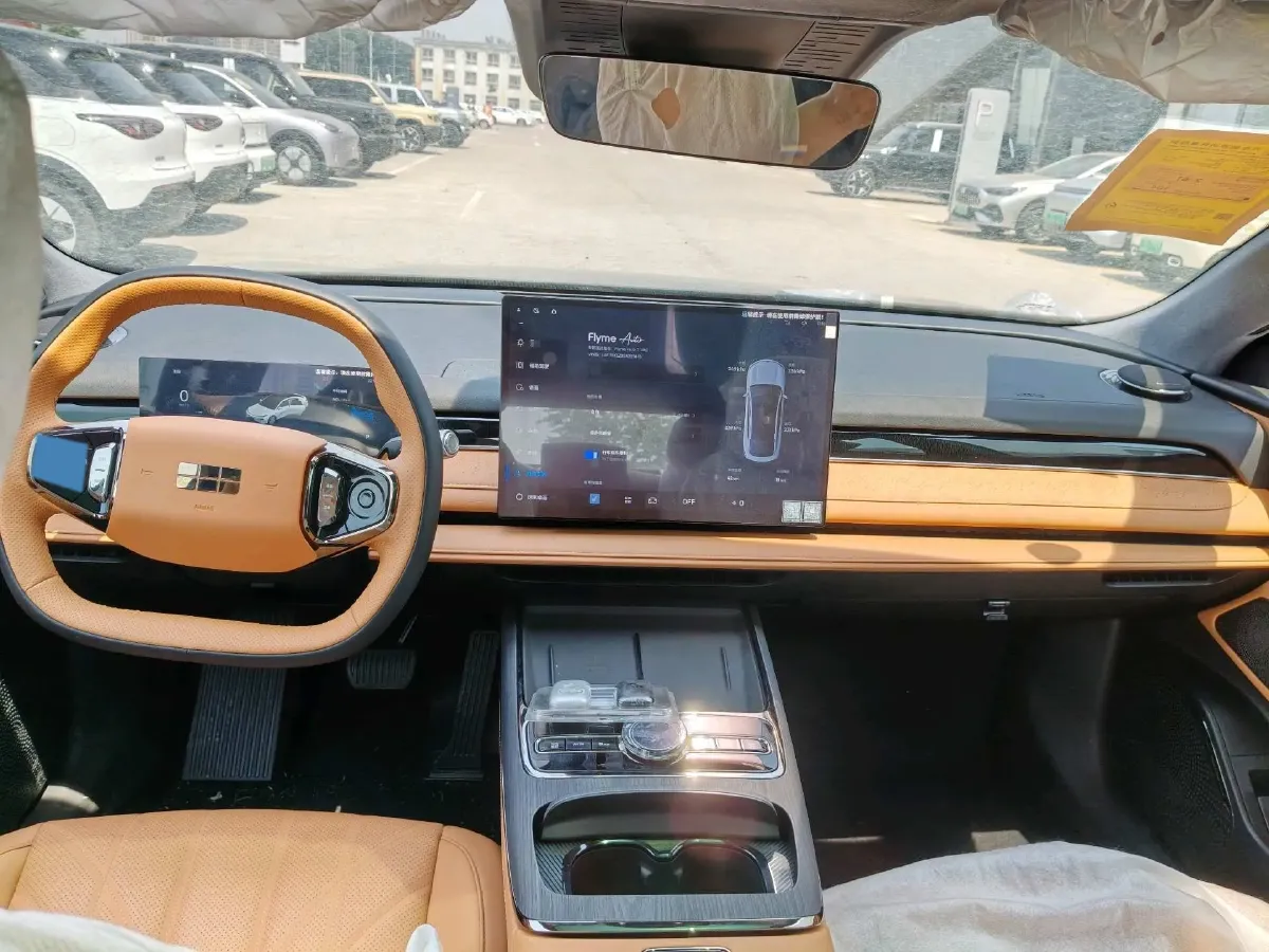 2025 Geely Galaxy Starshine 8 1.5T 163HP L4 3DHT PHEV 18.4KWH,autocango,china used car exporter,china ev exporter,chinese used car exporter,chinese used ev exporter