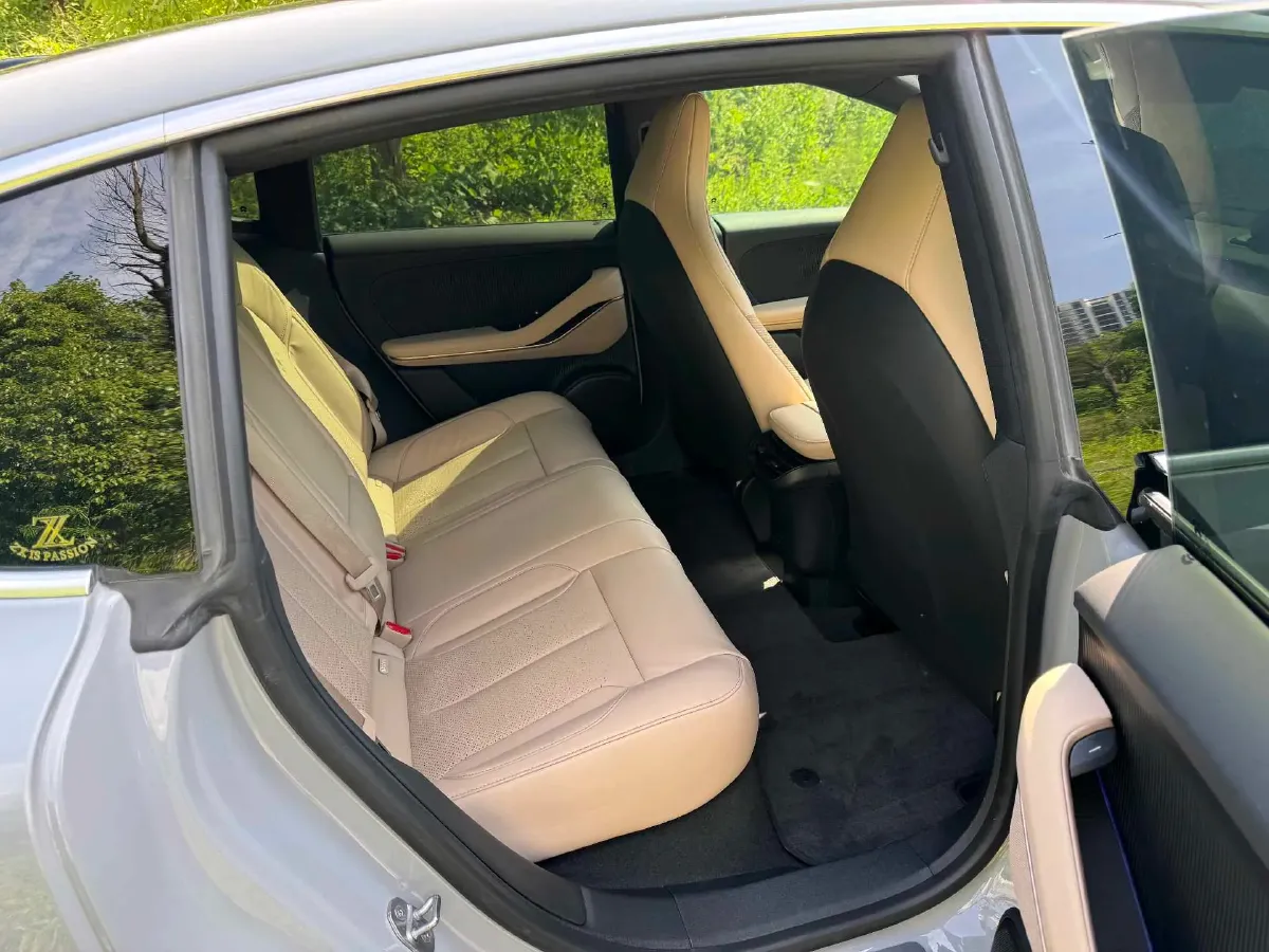 2022 JunTian HeiWuShi Youth 2.0T 203HP L4 6AT,autocango,china used car exporter,china ev exporter,chinese used car exporter,chinese used ev exporter