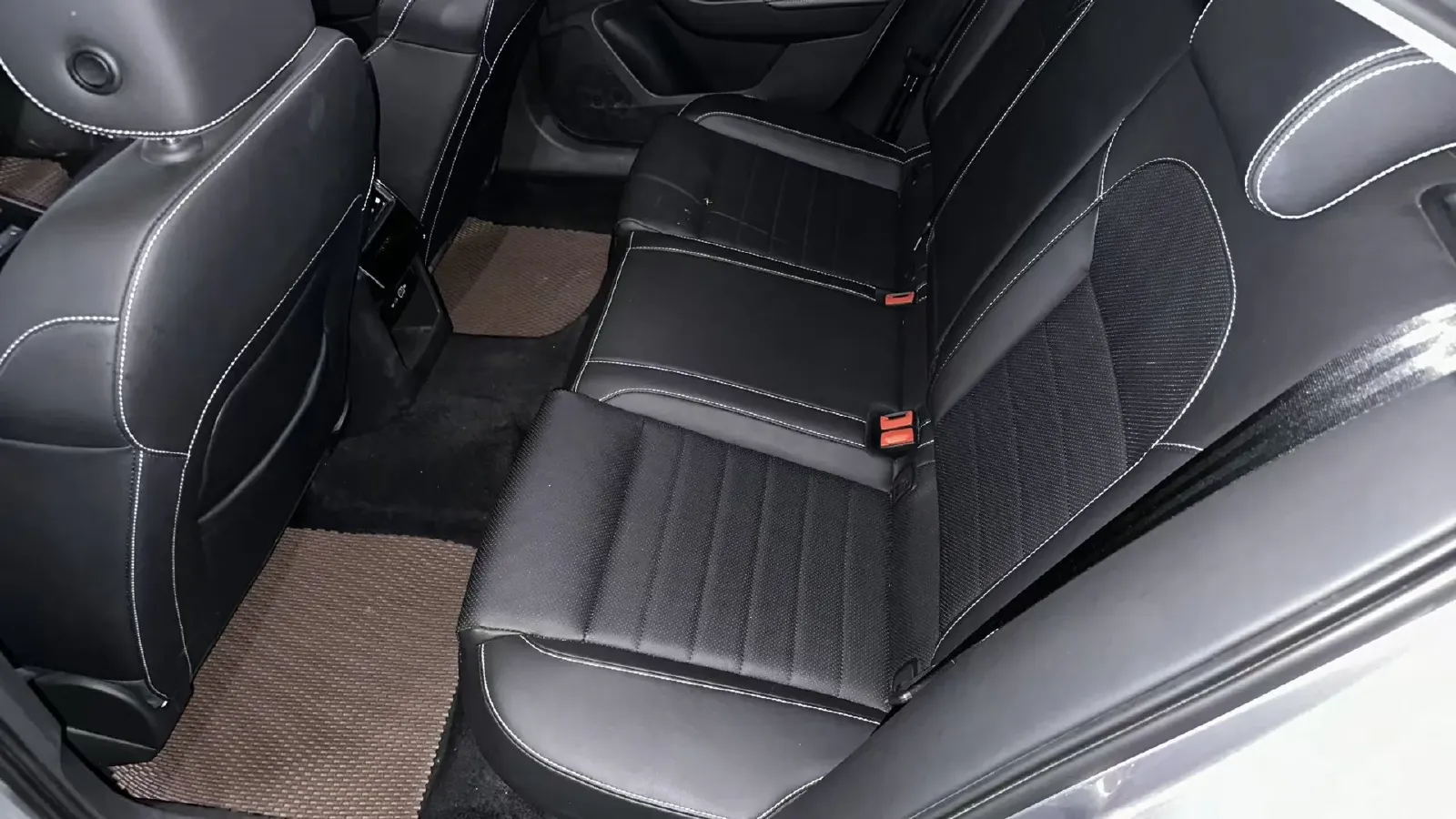 2019 Skoda Superb 1.4T 150HP L4 7DCT,autocango,china used car exporter,china ev exporter,chinese used car exporter,chinese used ev exporter