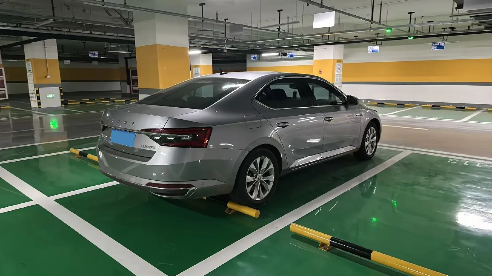 2019 Skoda Superb 1.4T 150HP L4 7DCT,autocango,china used car exporter,china ev exporter,chinese used car exporter,chinese used ev exporter