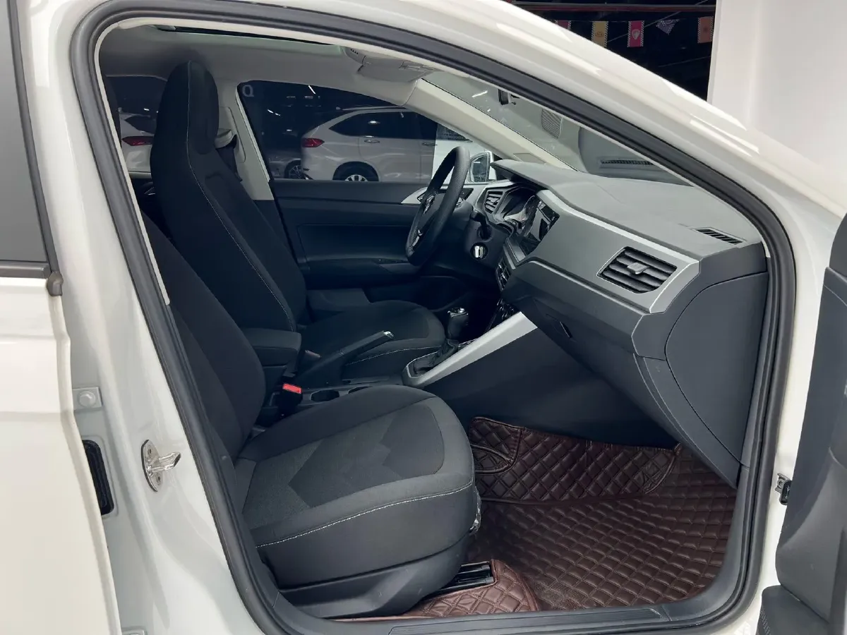 2021 Bestune T55 1.5T 169HP L4 7DCT,autocango,china used car exporter,china ev exporter,chinese used car exporter,chinese used ev exporter