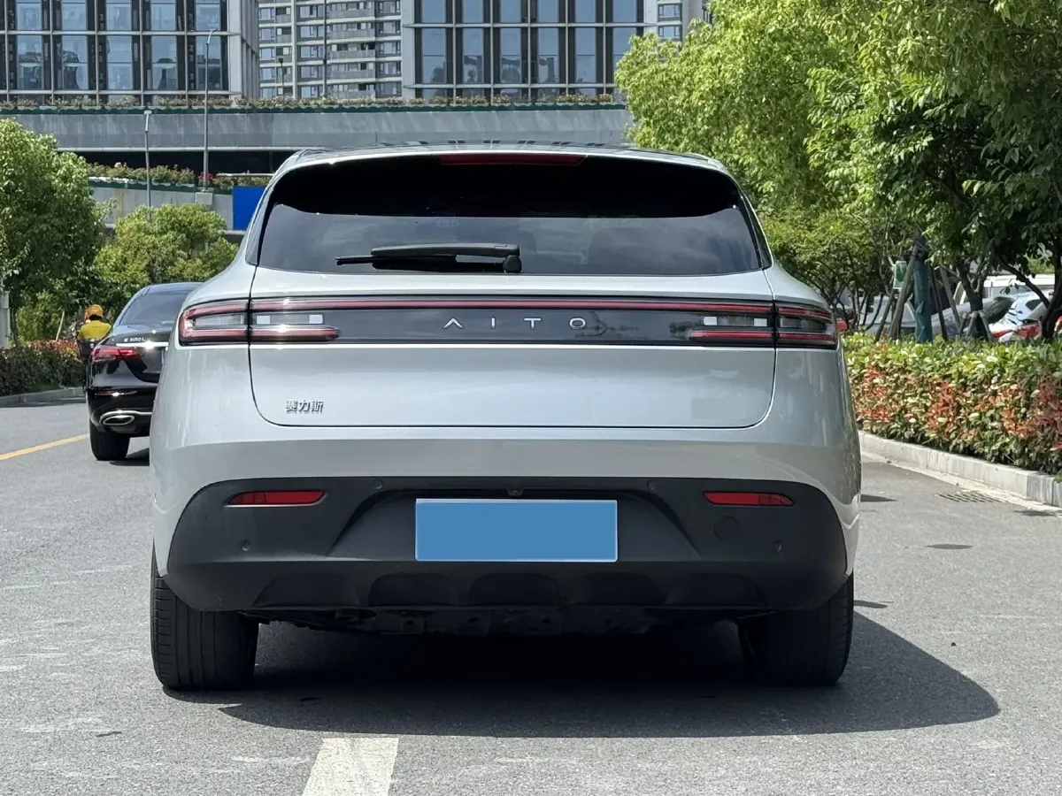 2022 Isuzu Mu-X 2.0T 220HP L4 8AT,autocango,china used car exporter,china ev exporter,chinese used car exporter,chinese used ev exporter