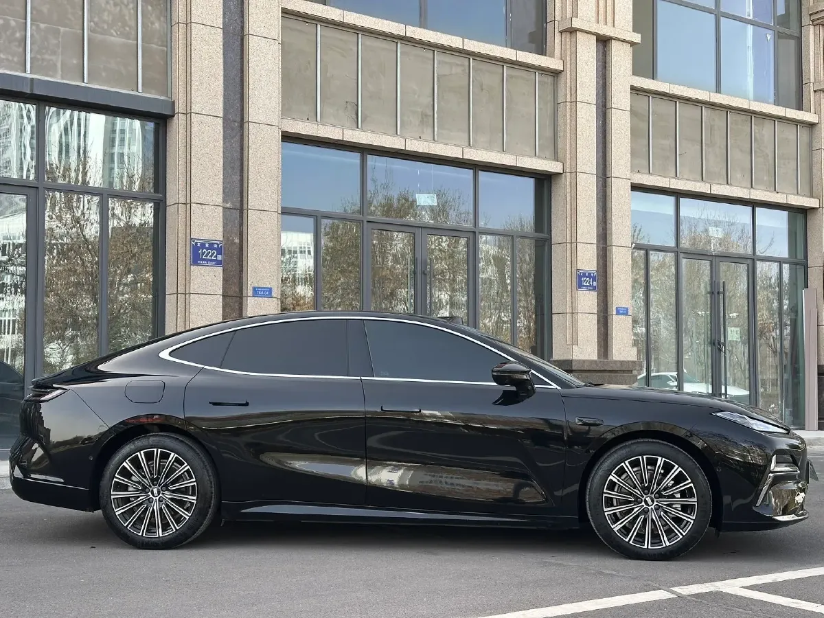2025 Geely Galaxy Starshine 8 1.5T 163HP L4 3DHT PHEV 27.69KWH,autocango,china used car exporter,china ev exporter,chinese used car exporter,chinese used ev exporter