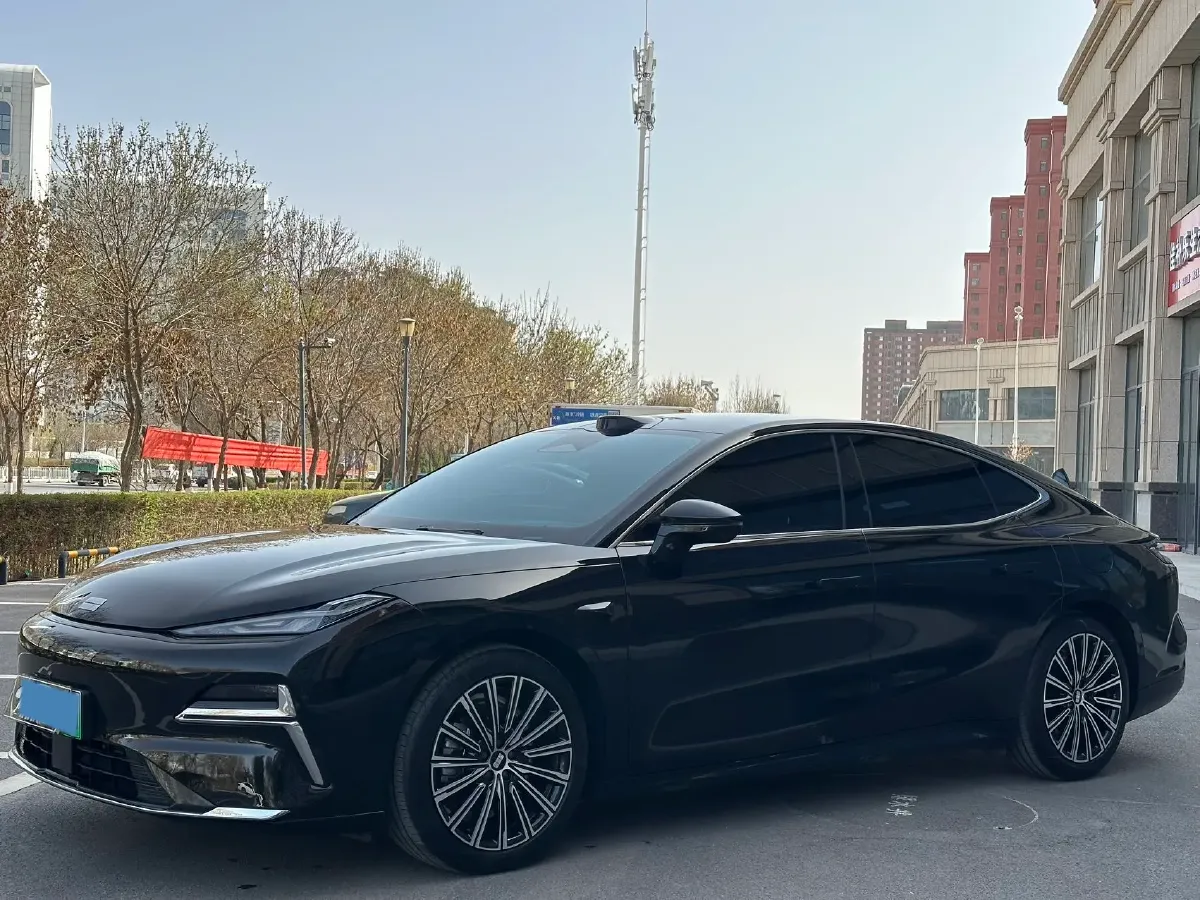 2025 Geely Galaxy Starshine 8 1.5T 163HP L4 3DHT PHEV 27.69KWH,autocango,china used car exporter,china ev exporter,chinese used car exporter,chinese used ev exporter
