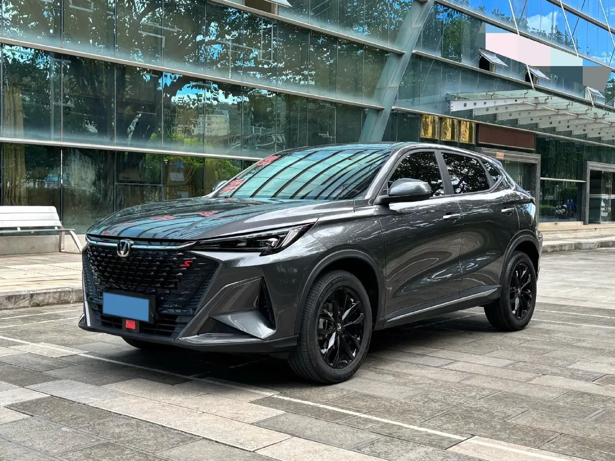 2025 ChangAn X5 PLUS 1.5T 188HP L4 7DCT,autocango,china used car exporter,china ev exporter,chinese used car exporter,chinese used ev exporter