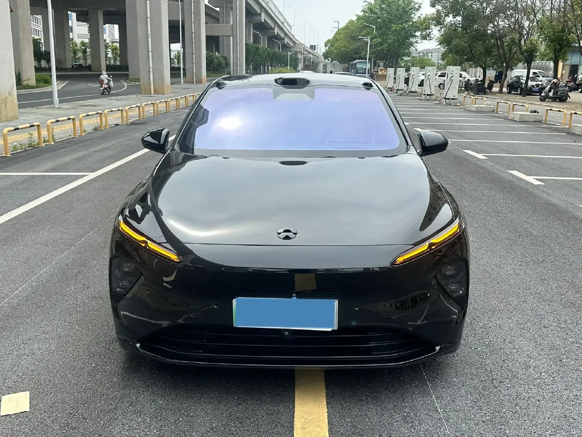 2022 NIO ES6 BEV 75KWH,autocango,china used car exporter,china ev exporter,chinese used car exporter,chinese used ev exporter