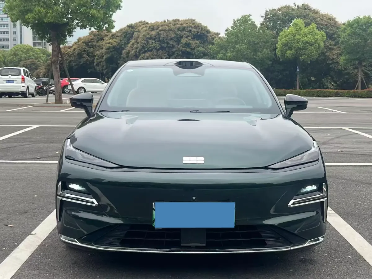 2025 Geely Galaxy Starshine 8 1.5T 163HP L4 3DHT PHEV 27.69KWH,autocango,china used car exporter,china ev exporter,chinese used car exporter,chinese used ev exporter