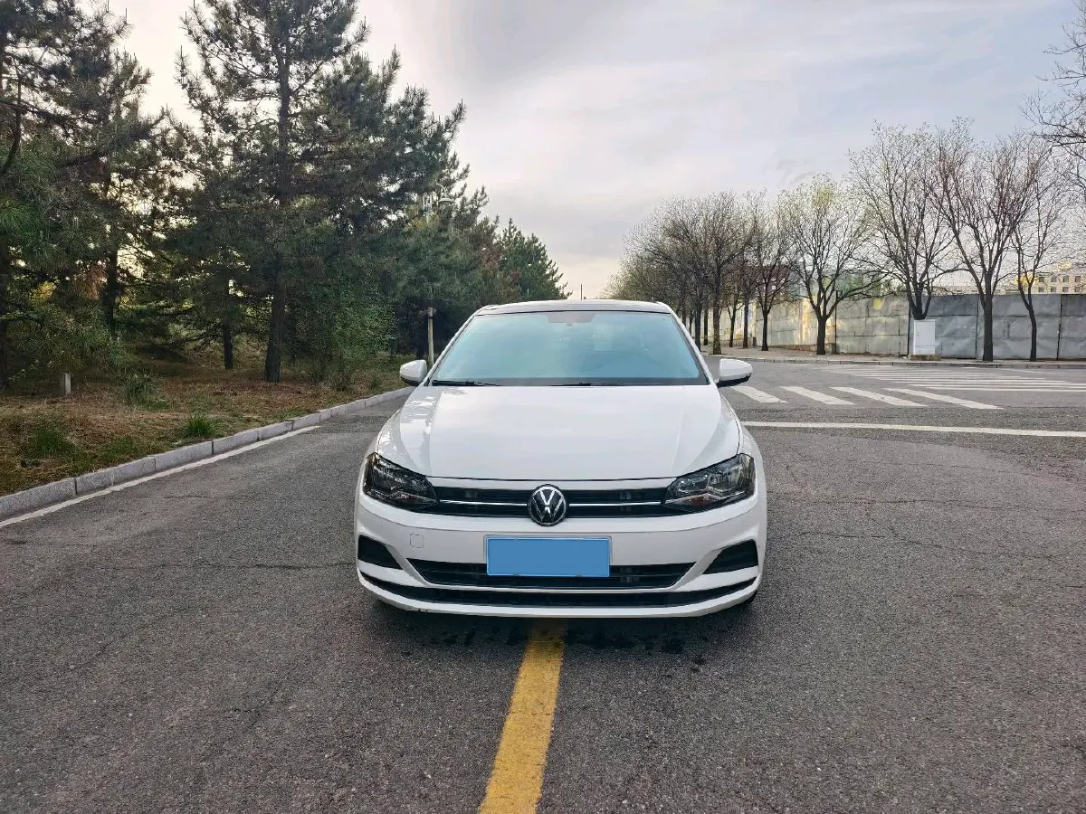 2019 Volkswagen Polo 1.5L 113HP L4 6AT,autocango,china used car exporter,china ev exporter,chinese used car exporter,chinese used ev exporter