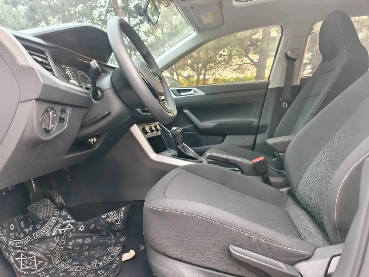 2019 Volkswagen Polo 1.5L 113HP L4 6AT,autocango,china used car exporter,china ev exporter,chinese used car exporter,chinese used ev exporter